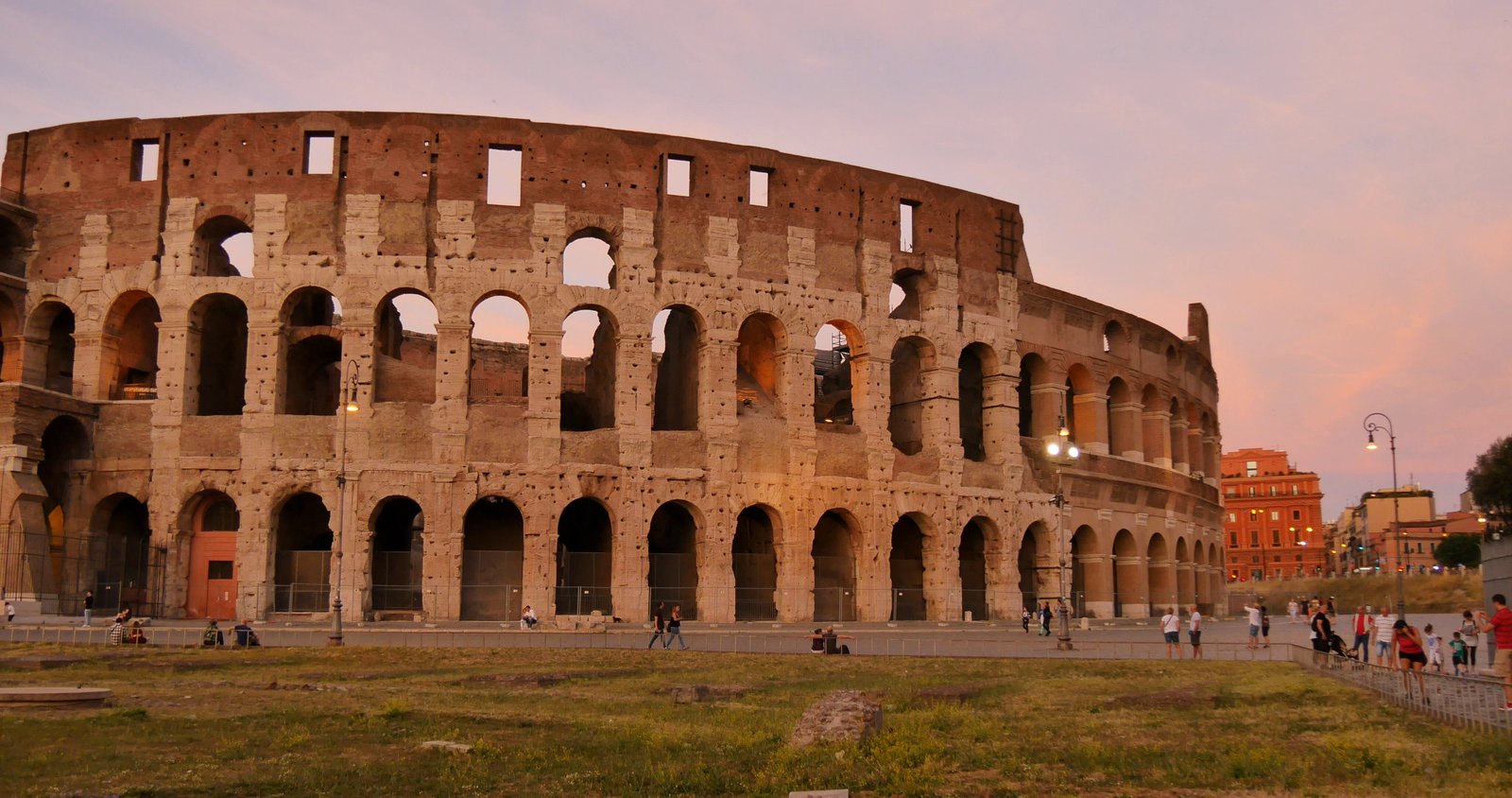 Equipo de Viajes en Oferta en oficina
